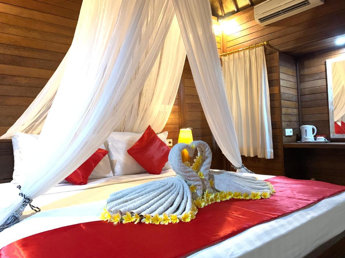Bukit Permata Lembongan Hotel Exterior foto